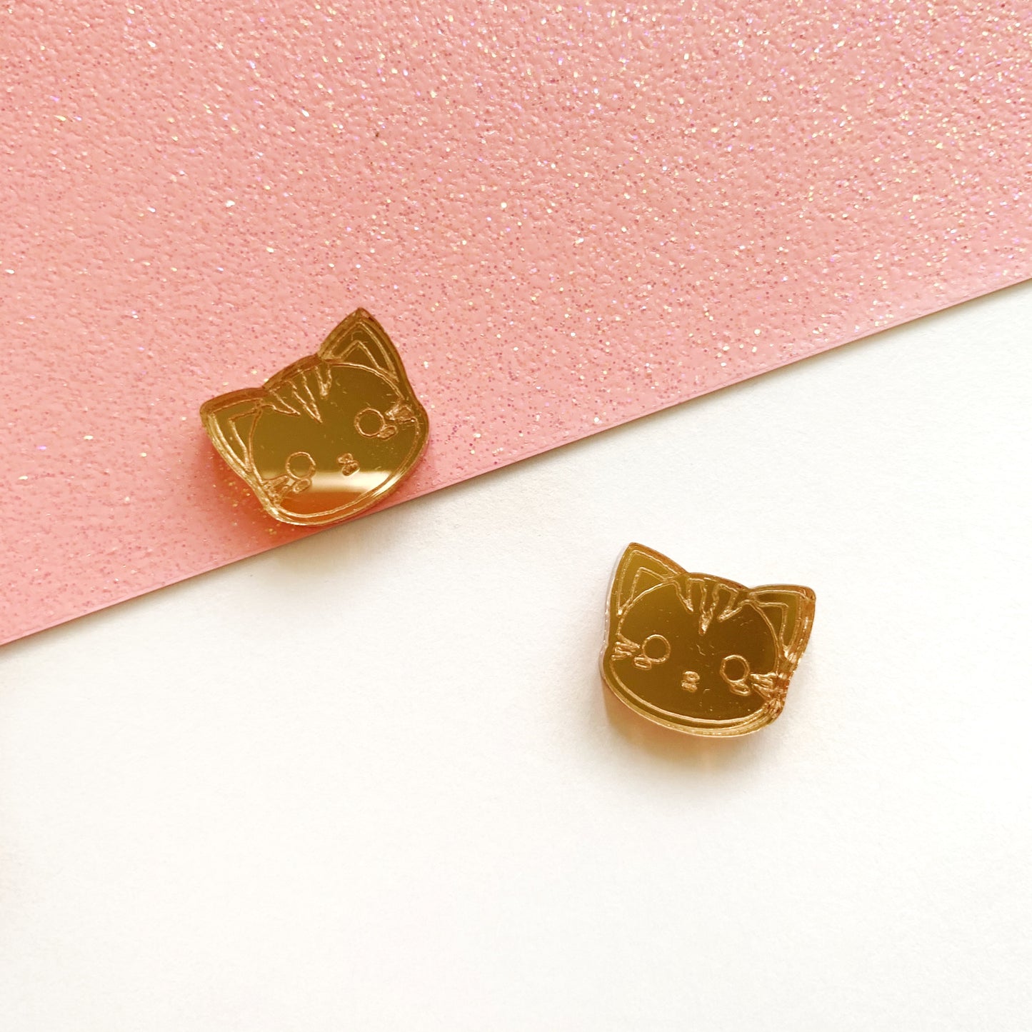15mm Engraved Kitty Face studs